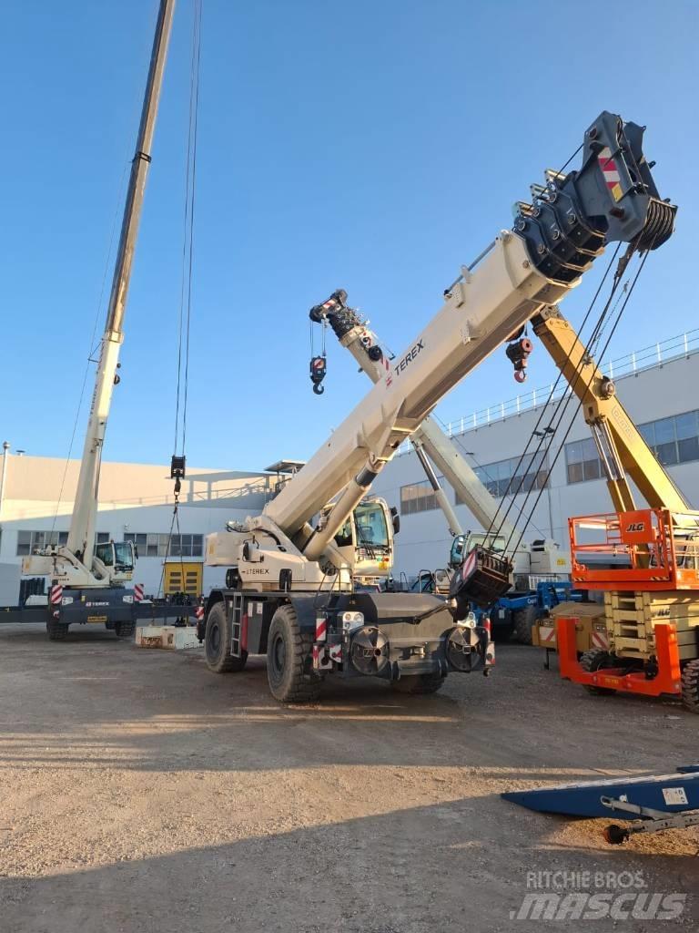 Terex RT1080L Kraner til hårdt terræn