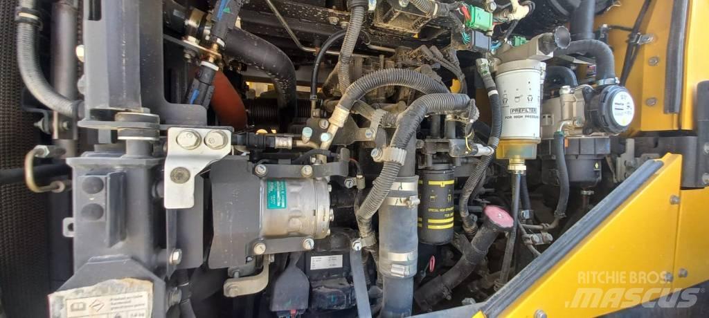 Komatsu WA270-8 Læssemaskiner på hjul