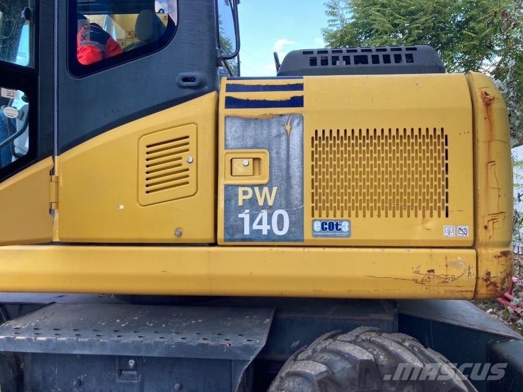 Komatsu PW 140-7 Gravemaskiner på hjul