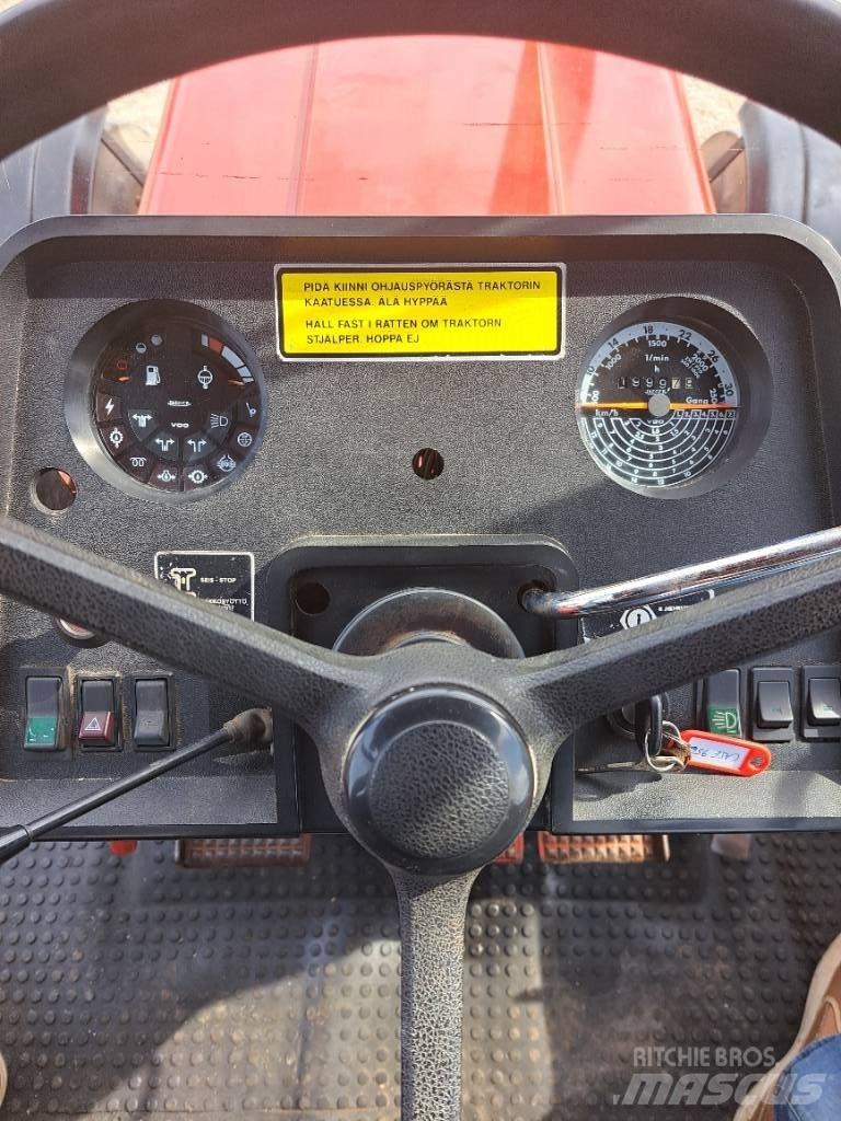 International 956XL Traktorer