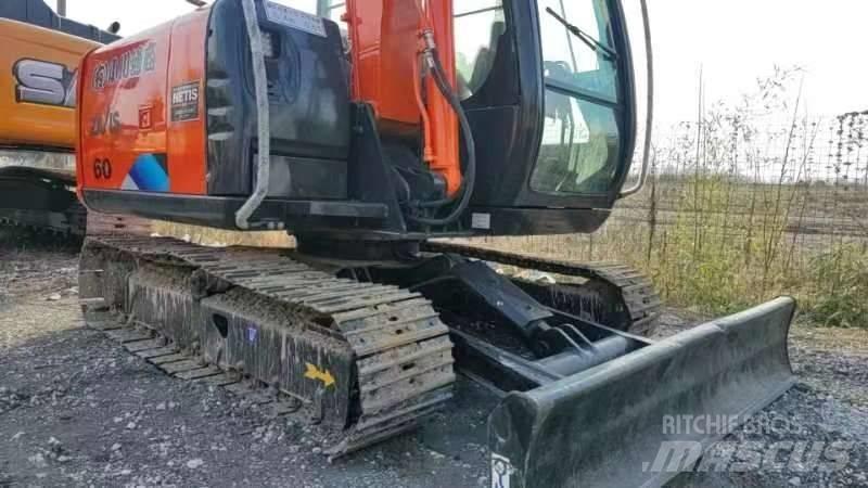 Hitachi ZX 60 Gravemaskiner på larvebånd
