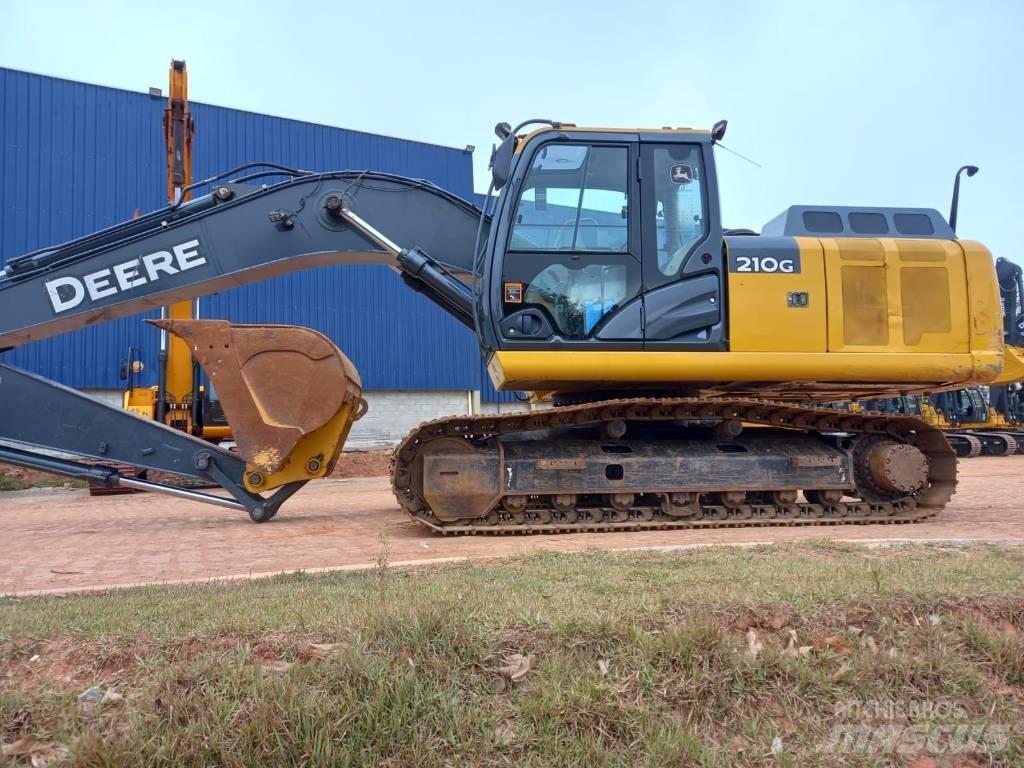 DEERE 210G Gravemaskiner på larvebånd