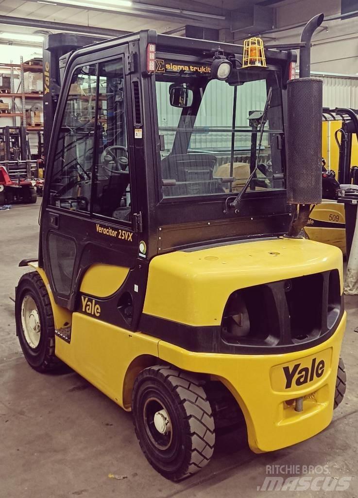 Yale GDP25VX Diesel gaffeltrucks