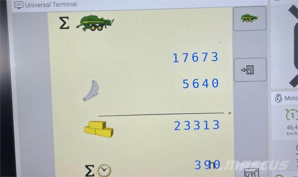 John Deere L624 Pressere til firkantede baller