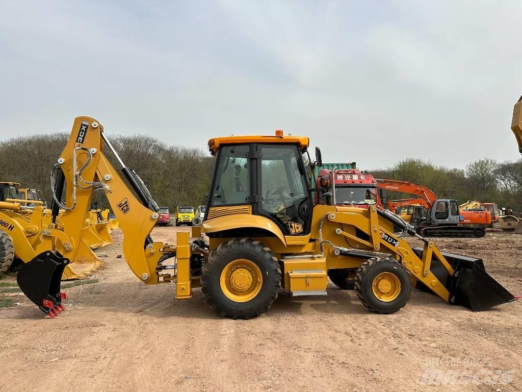 JCB 3CX Rendegravere