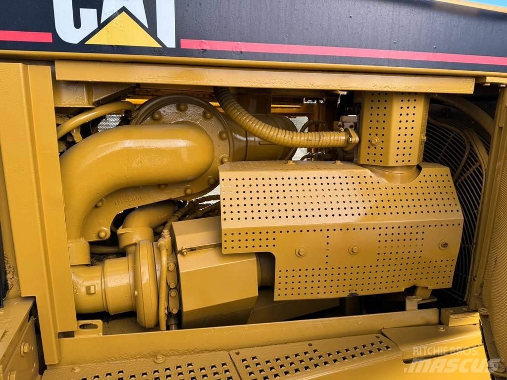CAT D8R Bulldozer på larvebånd