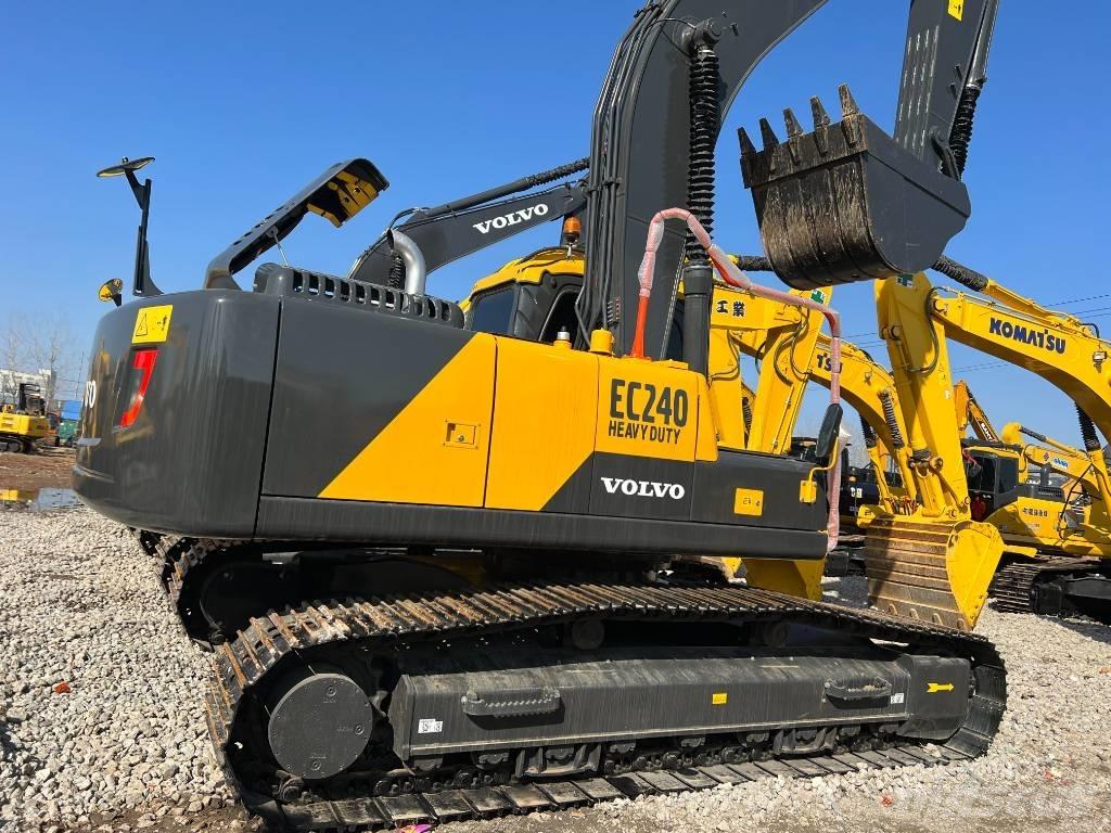 Volvo EC240DL Gravemaskiner på larvebånd