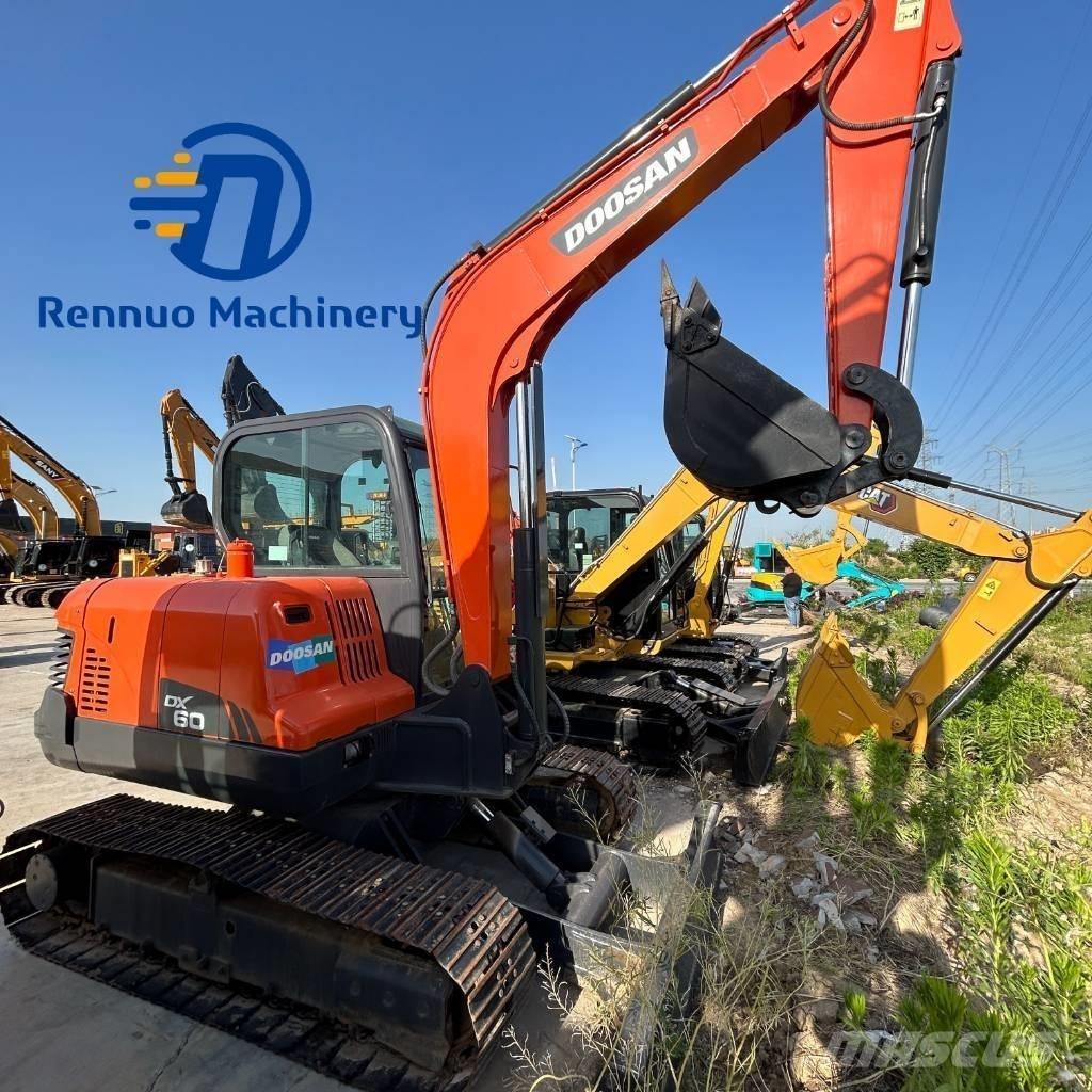 Doosan DX 60 Gravemaskiner på larvebånd