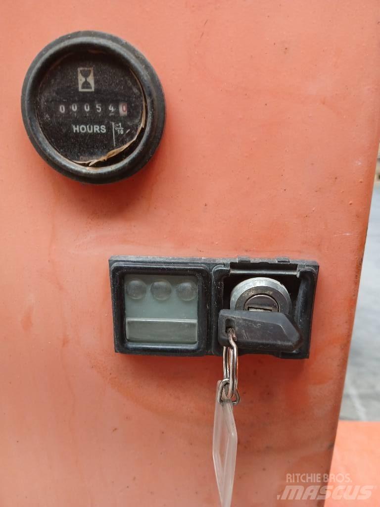 Bernards RCD 1600 Dumpere