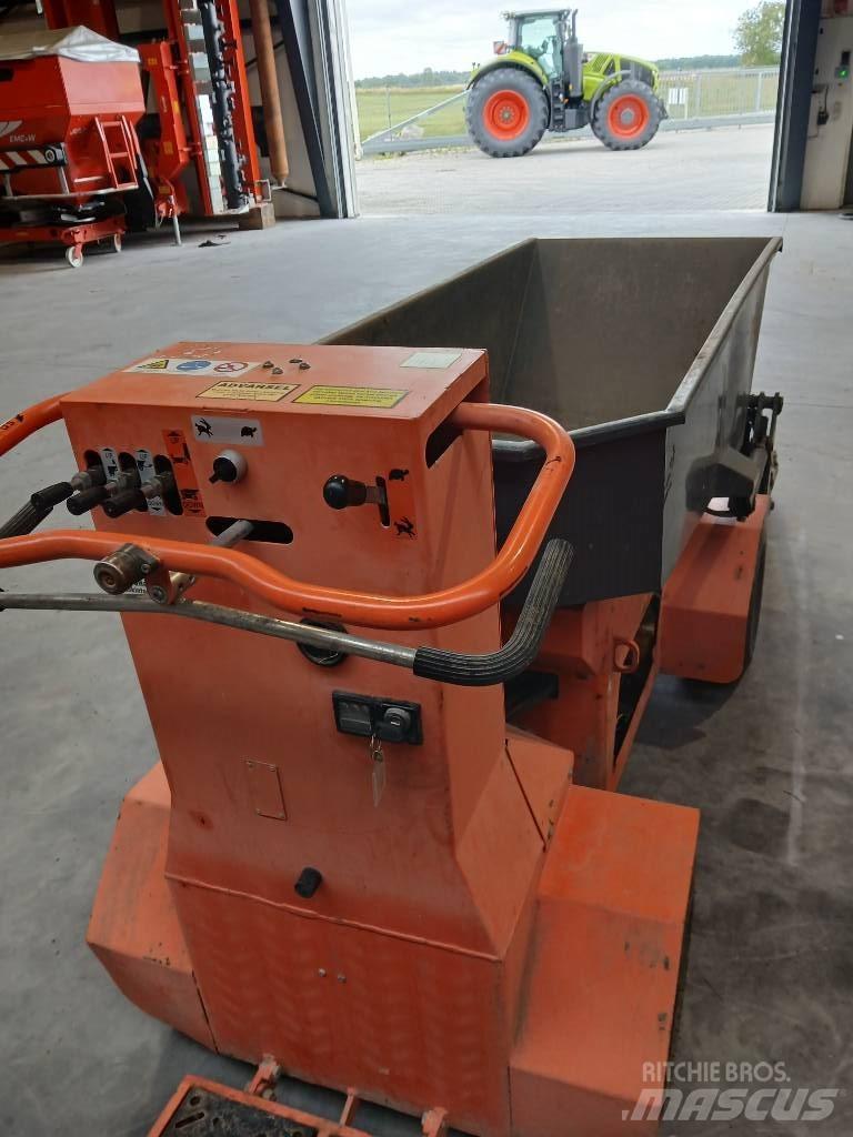 Bernards RCD 1600 Dumpere