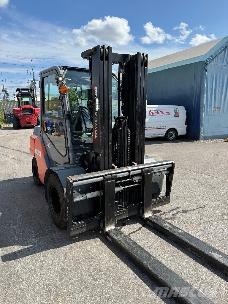Toyota 40-8FD40N Diesel gaffeltrucks