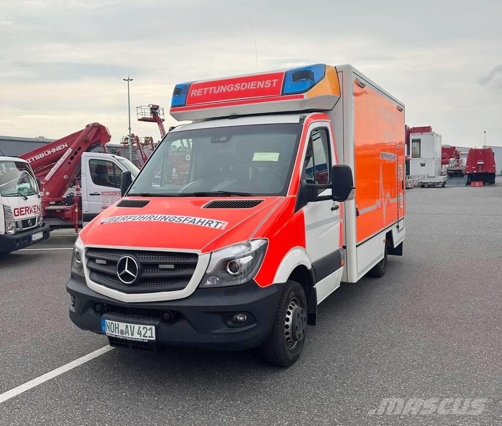 Mercedes-Benz 1032 Ambulancer