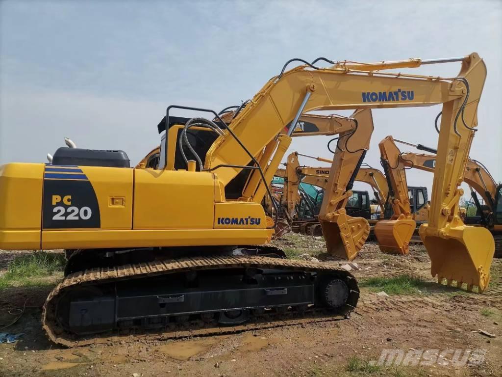 Komatsu PC 220-8 Gravemaskiner på larvebånd