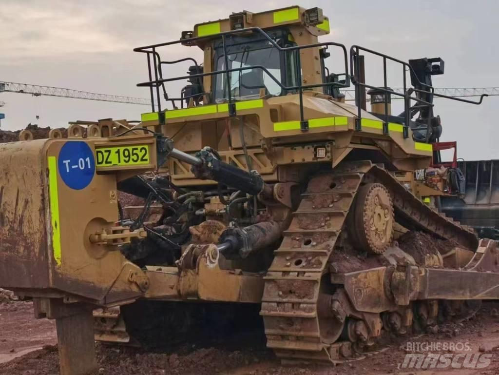 CAT D 11 R Bulldozer på larvebånd