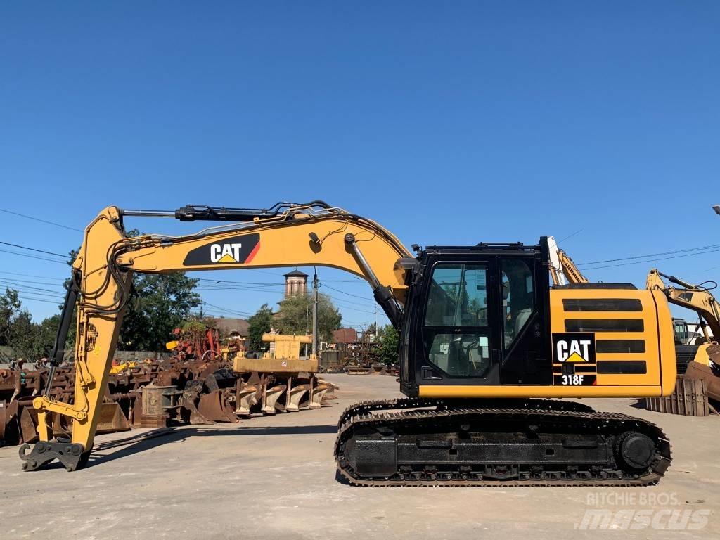 CAT 318F Gravemaskiner på larvebånd