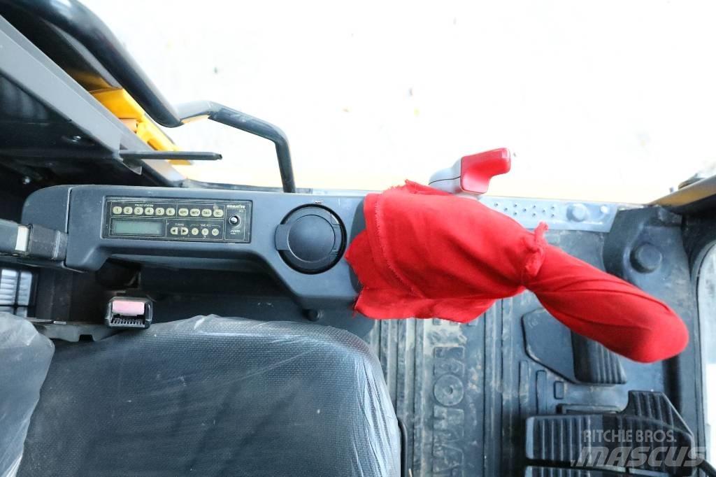 Komatsu PC 210 LC-8 Gravemaskiner på larvebånd