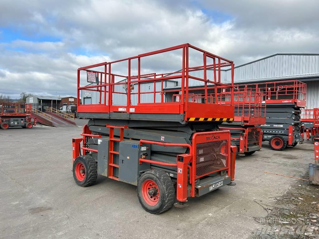 SkyJack SJ 8841 RT Saxlifte