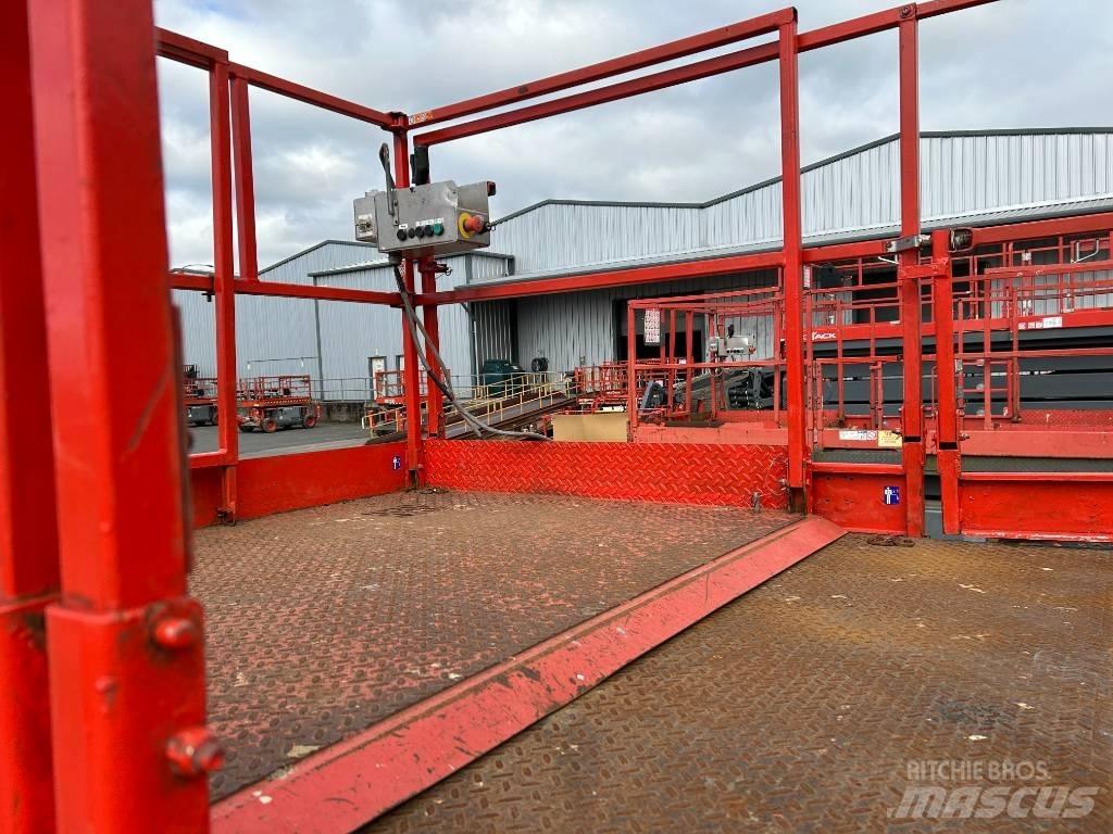 SkyJack SJ 8841 RT Saxlifte