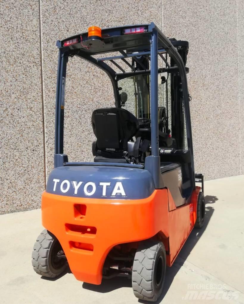 Toyota 8FBM20T El gaffeltrucks