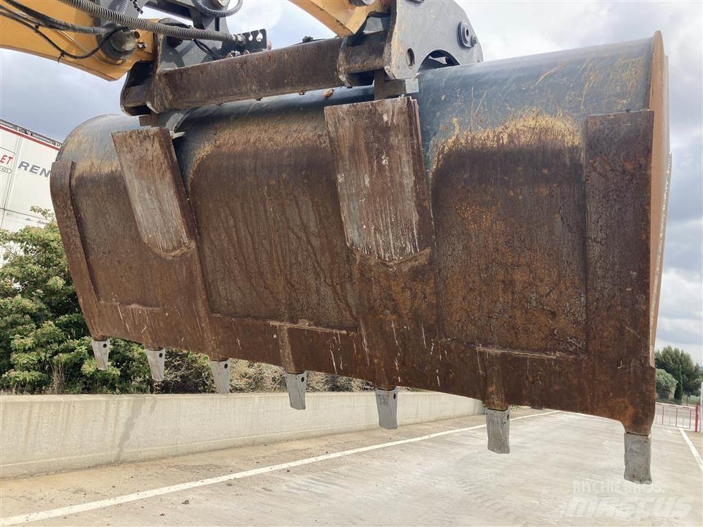 Liebherr L 526 Læssemaskiner på hjul