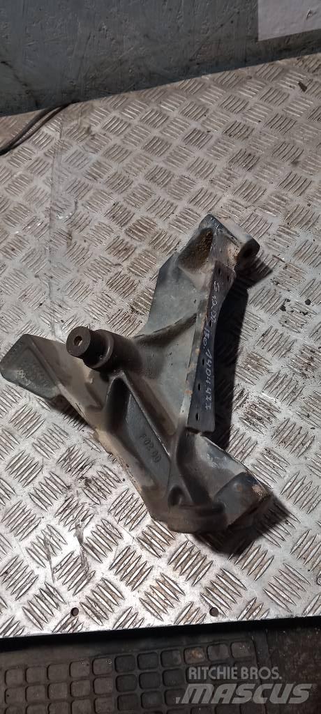 Scania 94 D.   1404477 Chassis og suspension