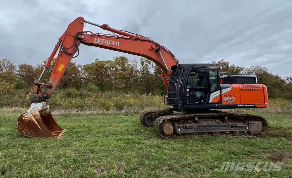 Hitachi ZX 300 LC-7 Gravemaskiner på larvebånd