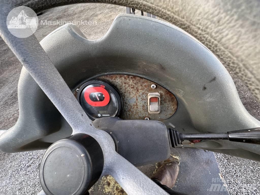 Neuson 1001 Dumpere