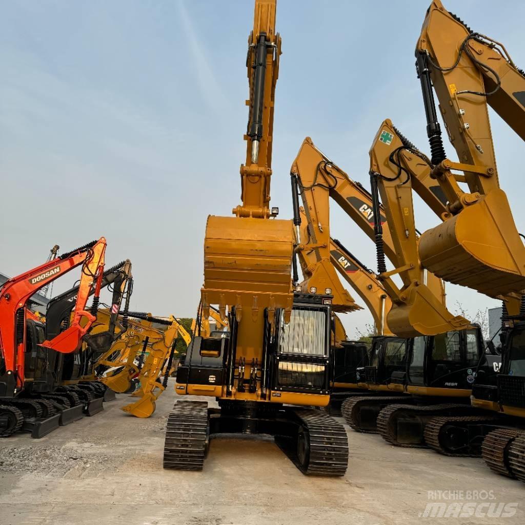 CAT 320D2 Midi-gravemaskiner 7t - 12t