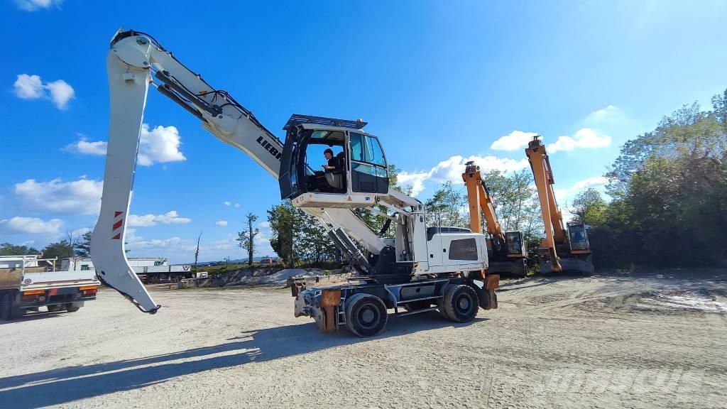 Liebherr LH 30 M Materialehåndteringsmaskiner