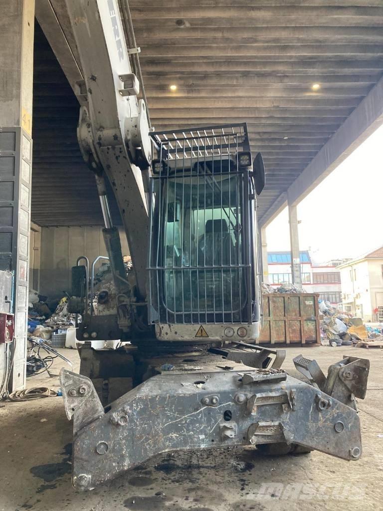 Liebherr LH 30 M Materialehåndteringsmaskiner
