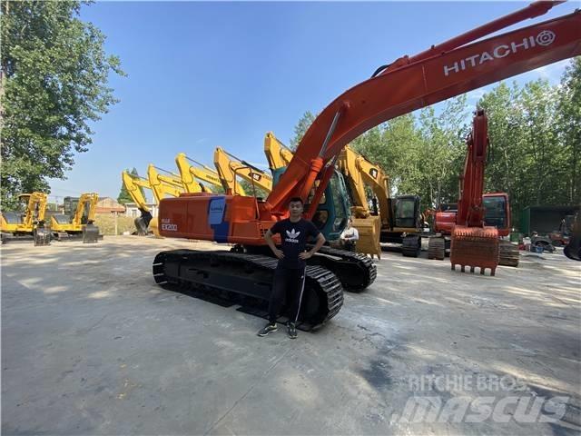 Hitachi EX 200 Gravemaskiner på larvebånd