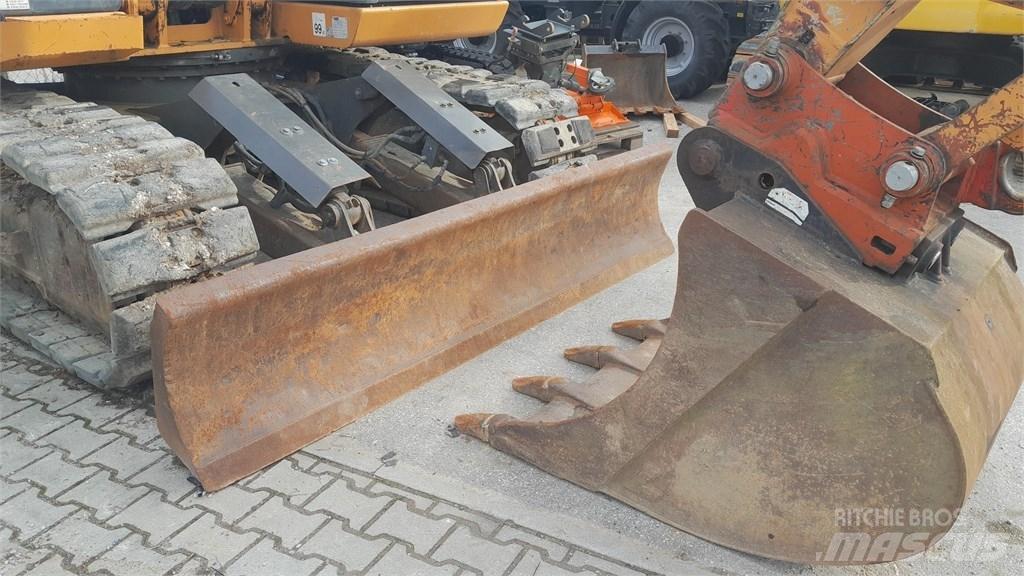 CASE CX 130 B Gravemaskiner på larvebånd
