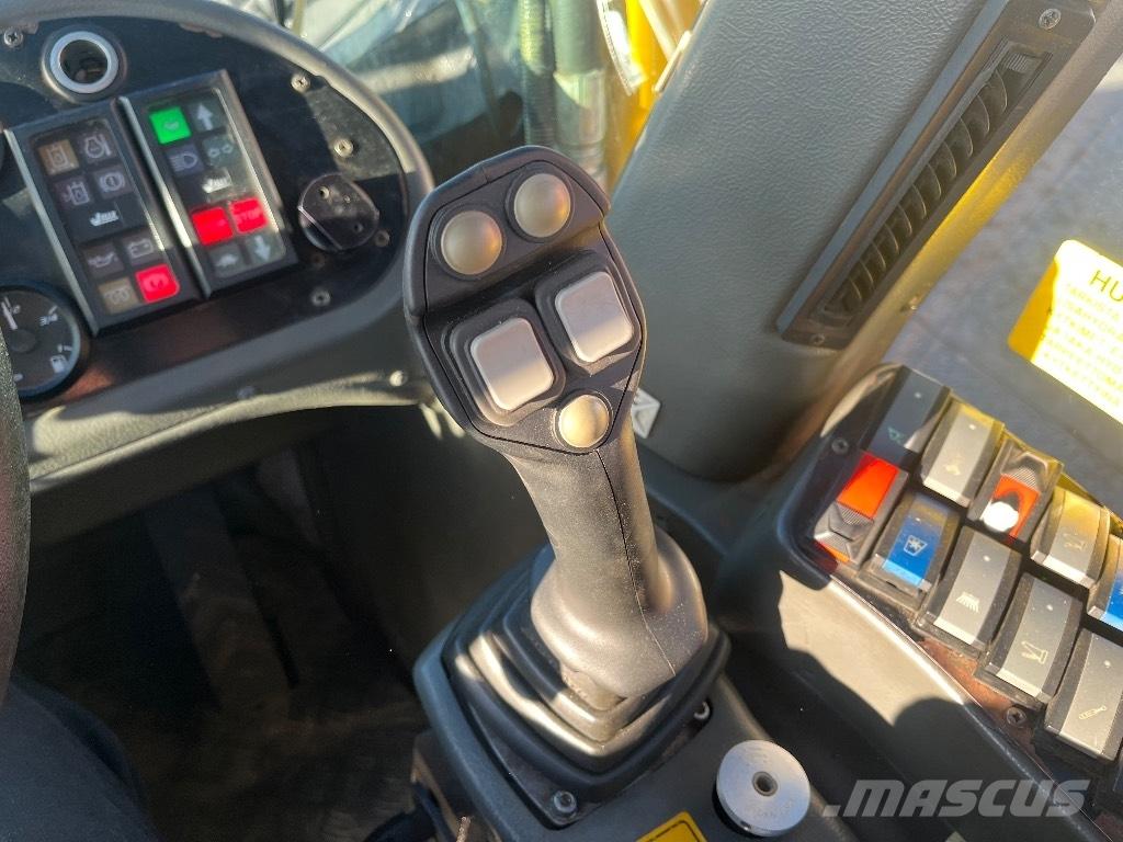 Wille 655 / MYYTY, sold Kompakte traktorer