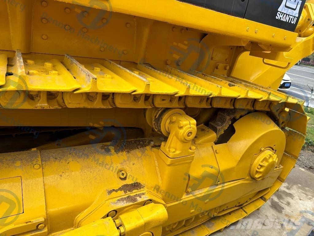 Shantui SD 32 Bulldozer på larvebånd