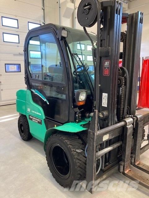 Mitsubishi FD35N Diesel gaffeltrucks
