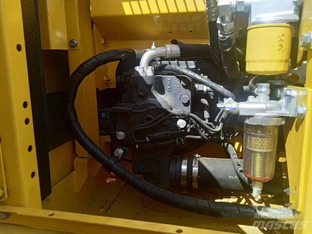 Komatsu PC130-7 Gravemaskiner på larvebånd