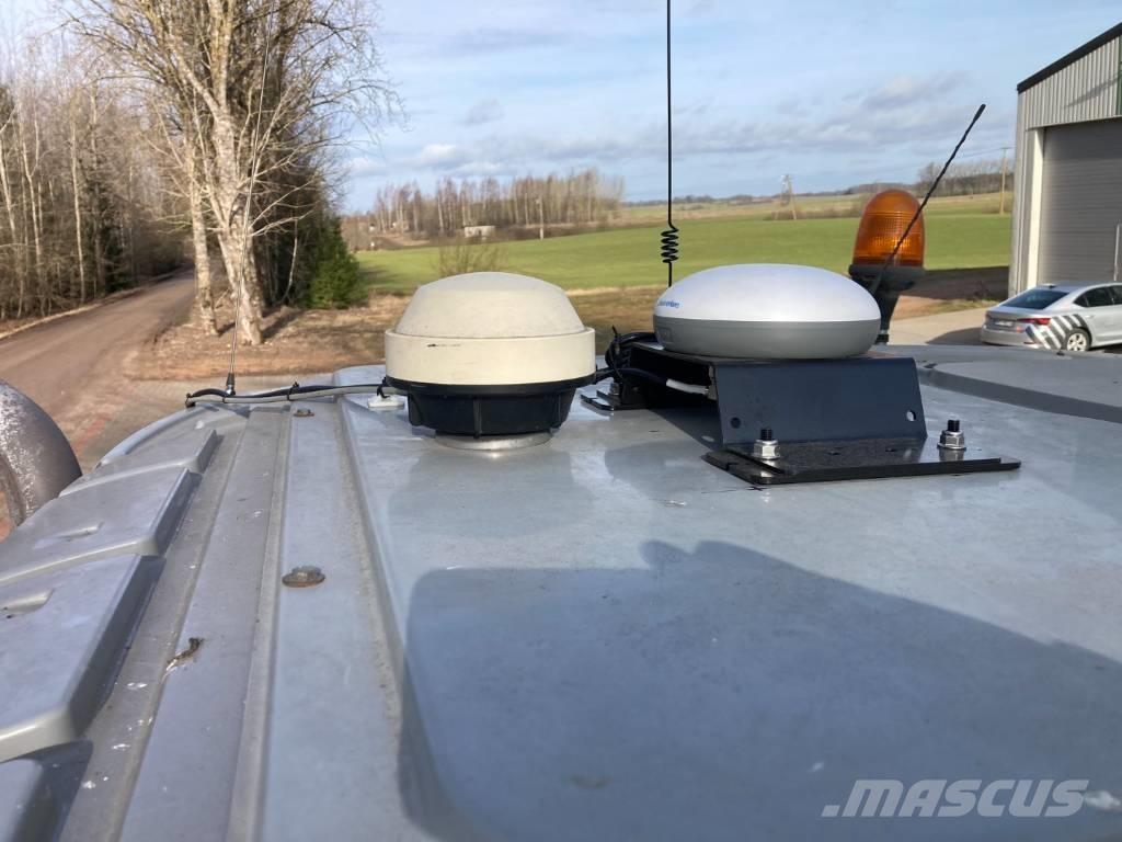 Amazone UX 4200 24 m Trailersprøjter
