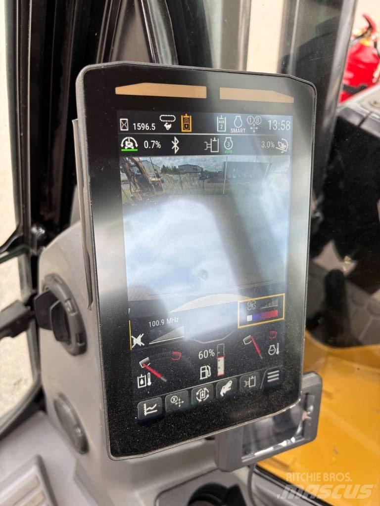 CAT 310 Gravemaskiner på larvebånd