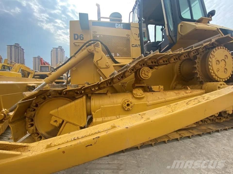 CAT D6R Bulldozer på larvebånd