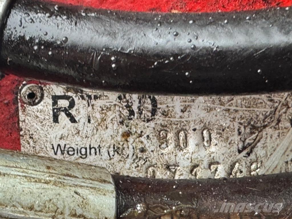 Komatsu PW 98 MR-6 Gravemaskiner på hjul