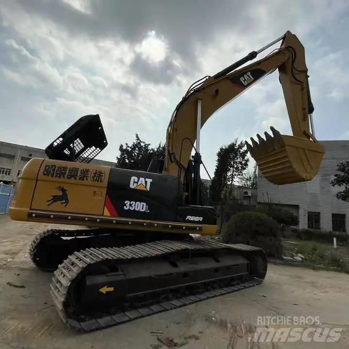CAT 330D2 Gravemaskiner på larvebånd