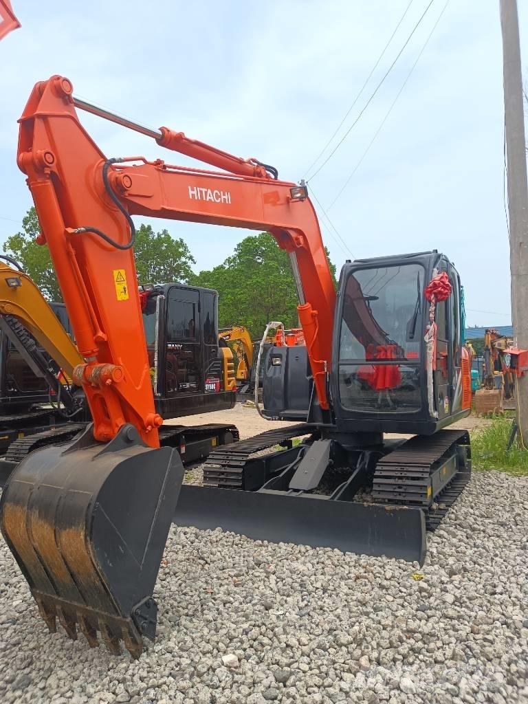 Hitachi ZX 70 Gravemaskiner på larvebånd