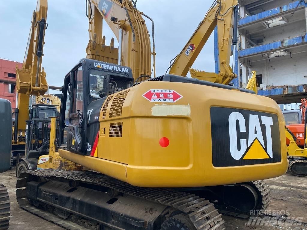 CAT 326 D2L Gravemaskiner på larvebånd