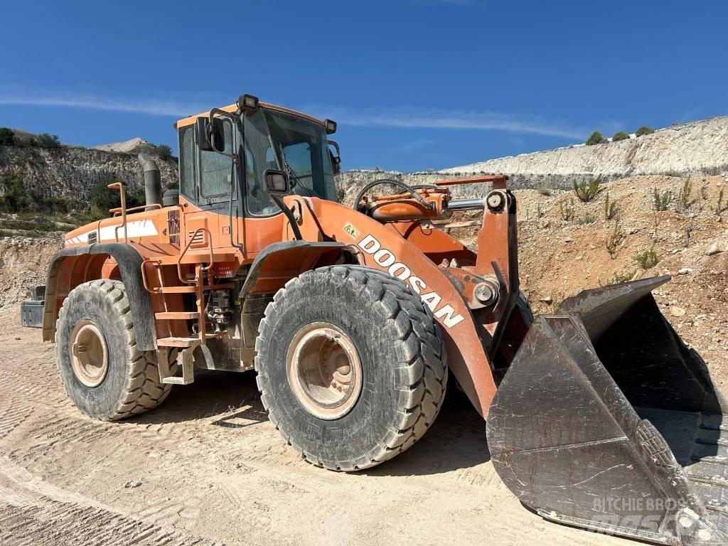 Doosan DL 400 Læssemaskiner på hjul