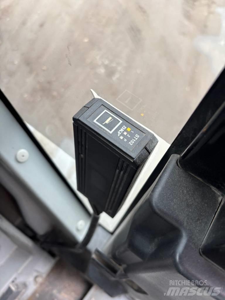 CAT 320EL Gravemaskiner på larvebånd