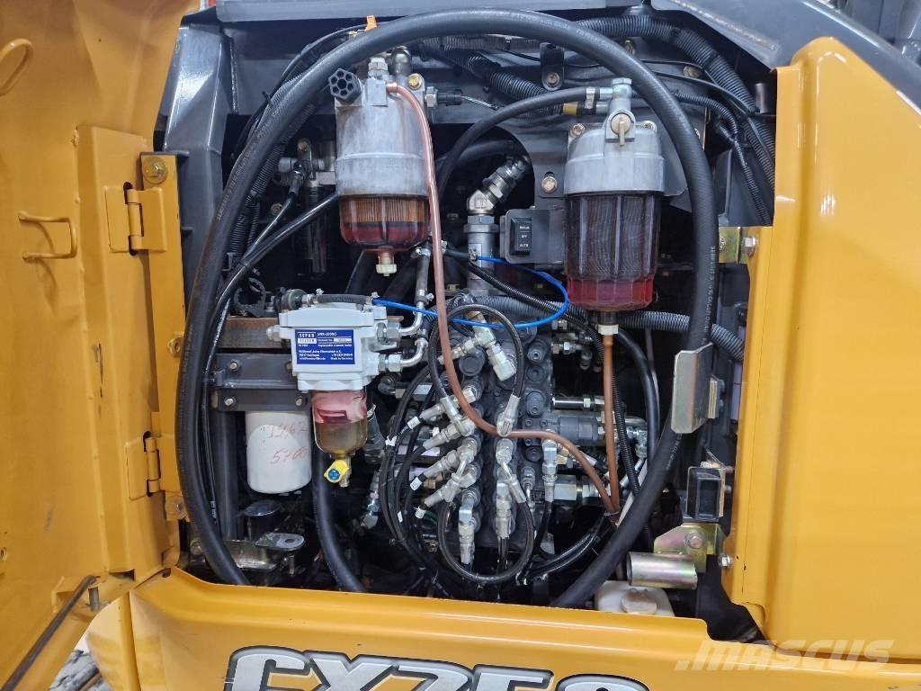 CASE CX 75 C SR Midi-gravemaskiner 7t - 12t