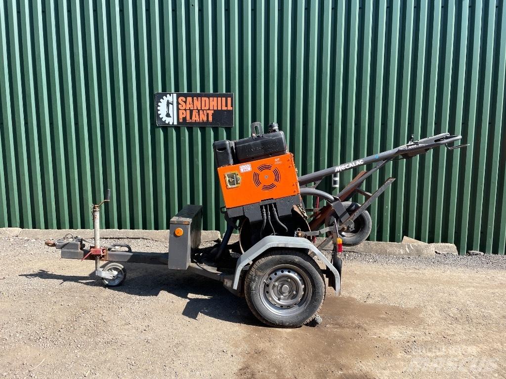 Mecalac MBR 71 Enkelt tromle