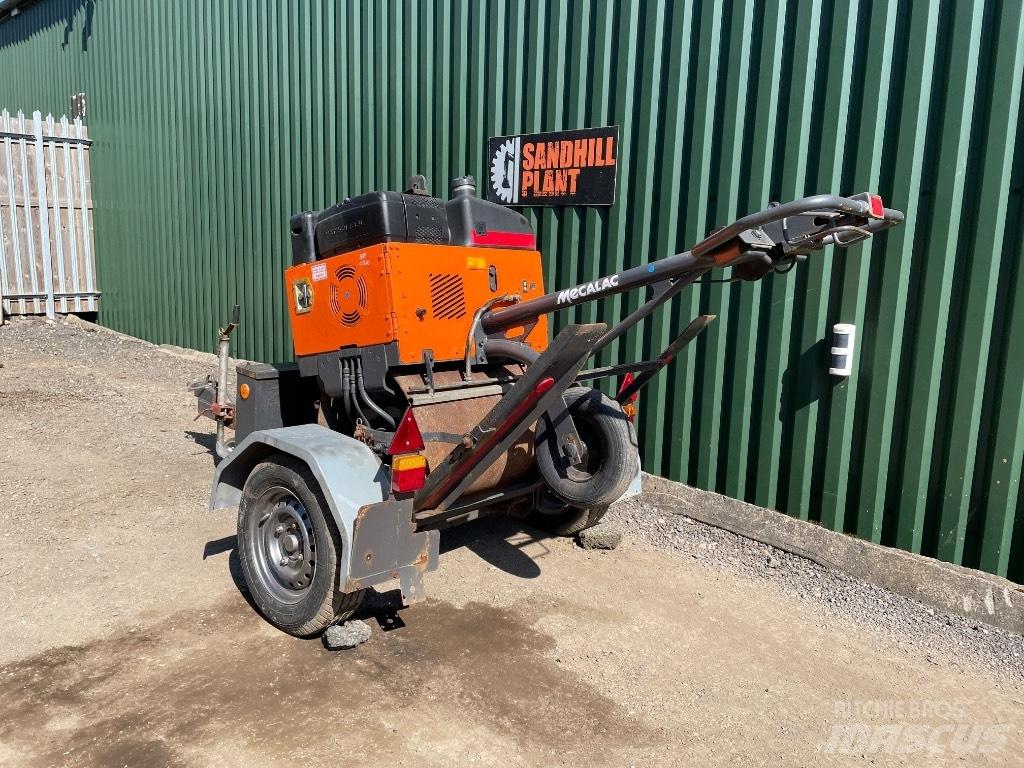 Mecalac MBR 71 Enkelt tromle