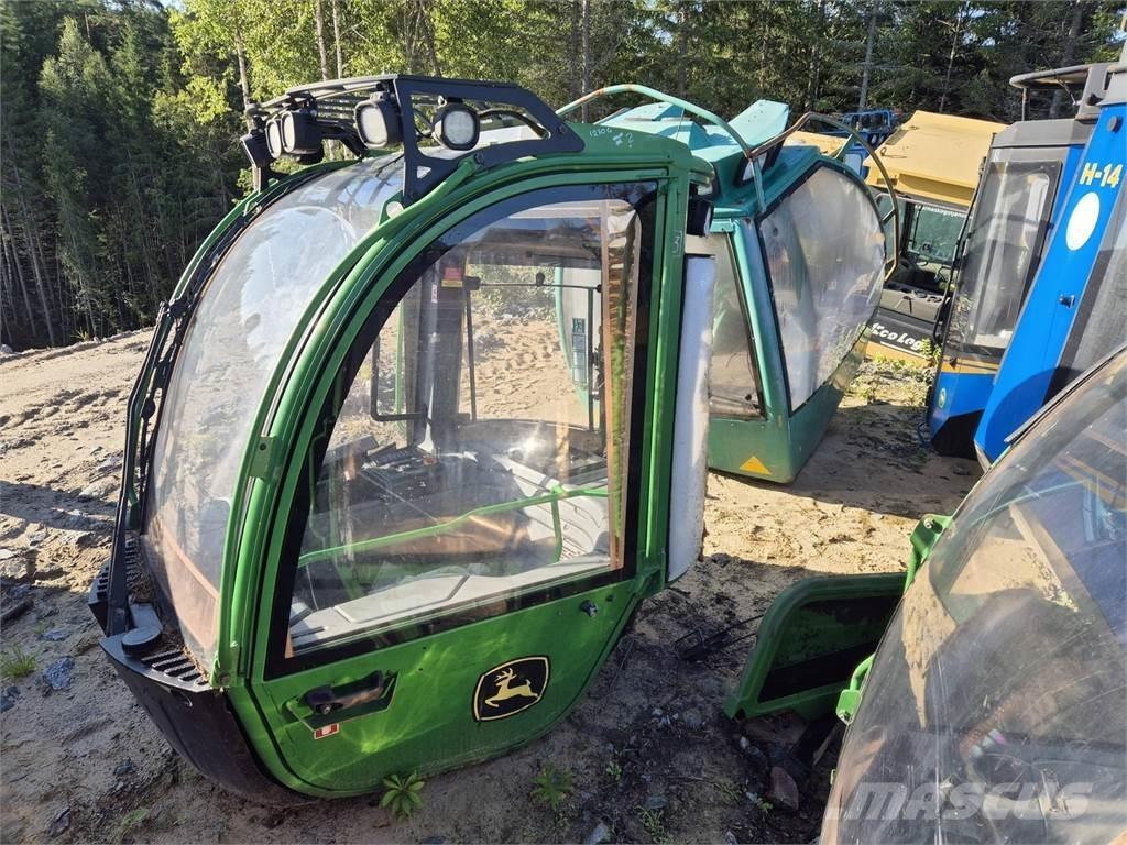 John Deere 1270G Kabiner og interiør