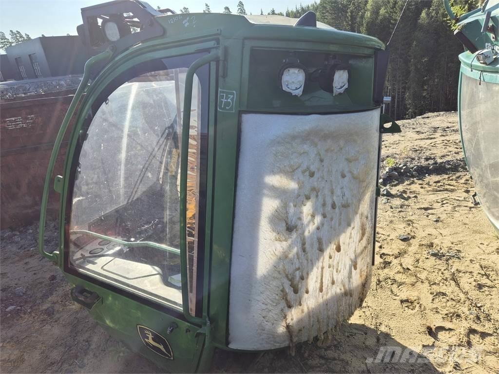 John Deere 1270G Kabiner og interiør